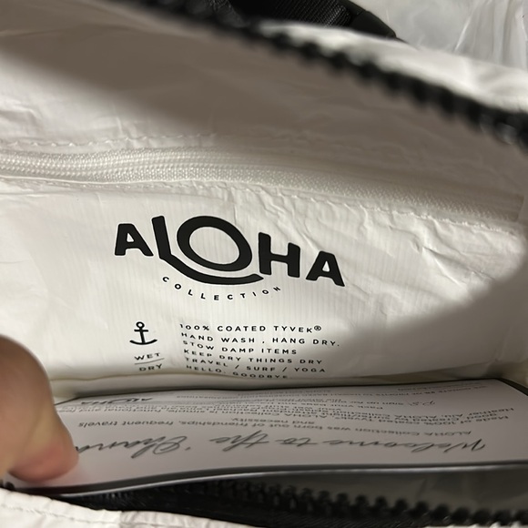 ALOHA Mini Hip Pack - Picture 6 of 7